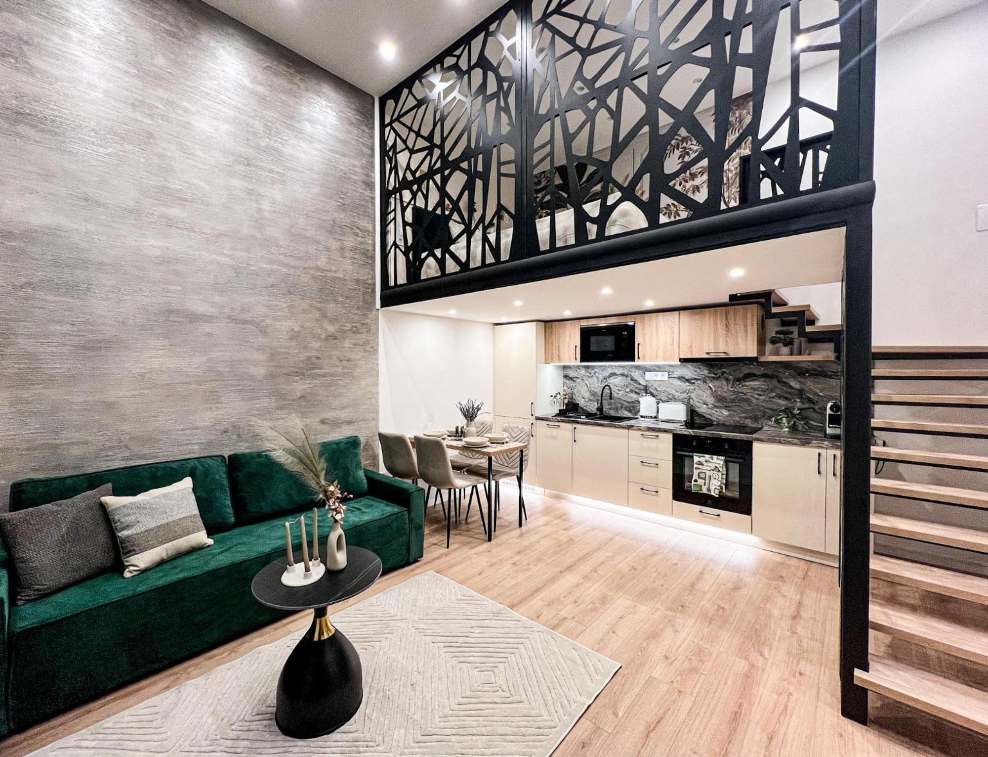 Opera Z39 Suite Budapest Exterior photo